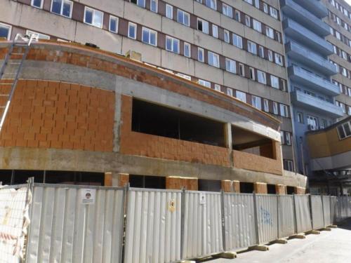 Přístavba pro magnetickou rezonanci k objektu PIO v nemocnici Liberec - Galerie